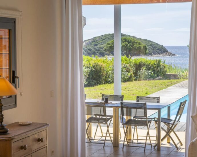 Domaine de la Capicciola, villa de 5 chambres, piscine, vue mer et plage à pied