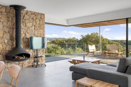 SOUS OFFRE – Exclusivité  – Pianottoli Caldarello – Propriété vue mer et montagne