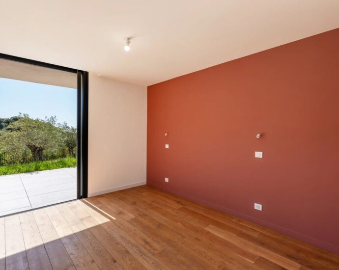 Porticcio, Sea view villa, new development, private estate, 3 bedrooms, swimming pool, close to the beach