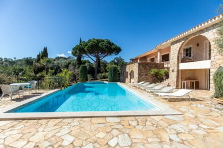 Sainte-lucie de Porto-Vecchio, Capicciola, villa 5 chambres, piscine, vue mer, plage à pied