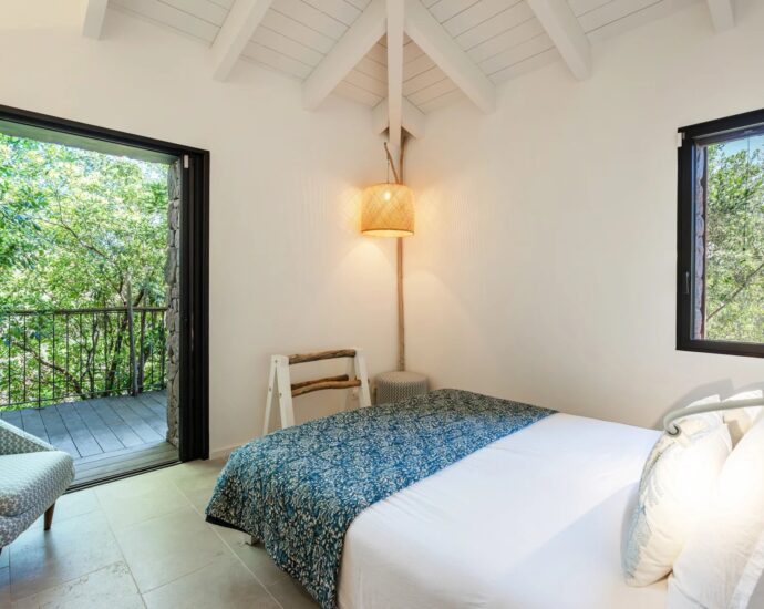 Cala Rossa beach, 6 rooms, pool, right on the water, RL351 Alzu di Cala Rossa