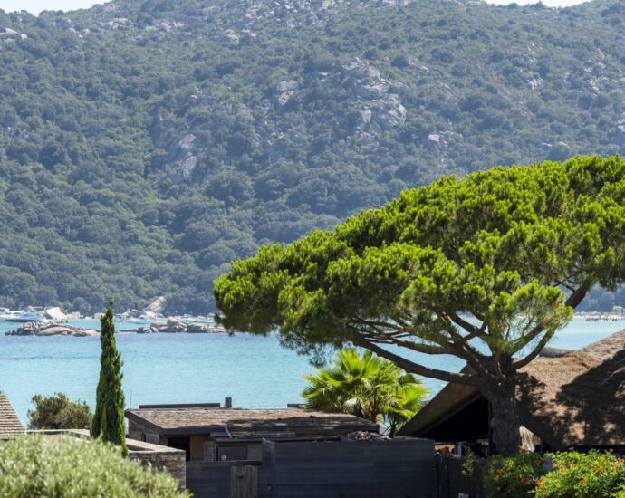 Porto-Vecchio, Santa Giulia, Plage à pied, Villa 4 chambres, Vue mer