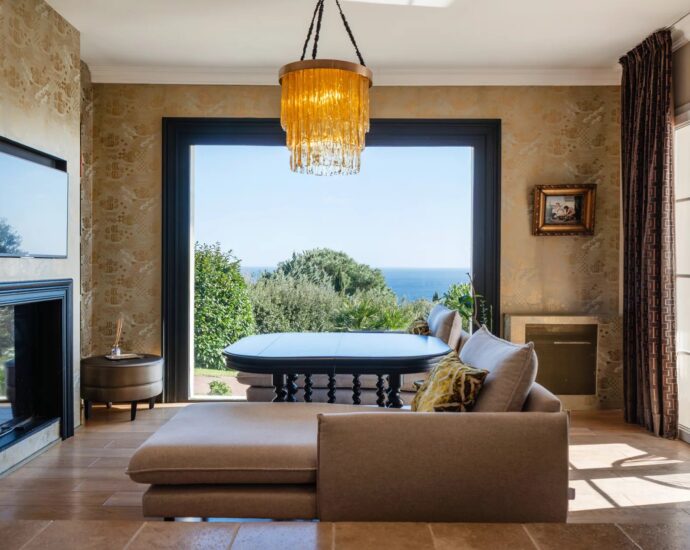 Cap Corse, Erbalunga, Villa vue mer panoramique, 10 pièces, 4 chambres, piscine chauffée, proche plage