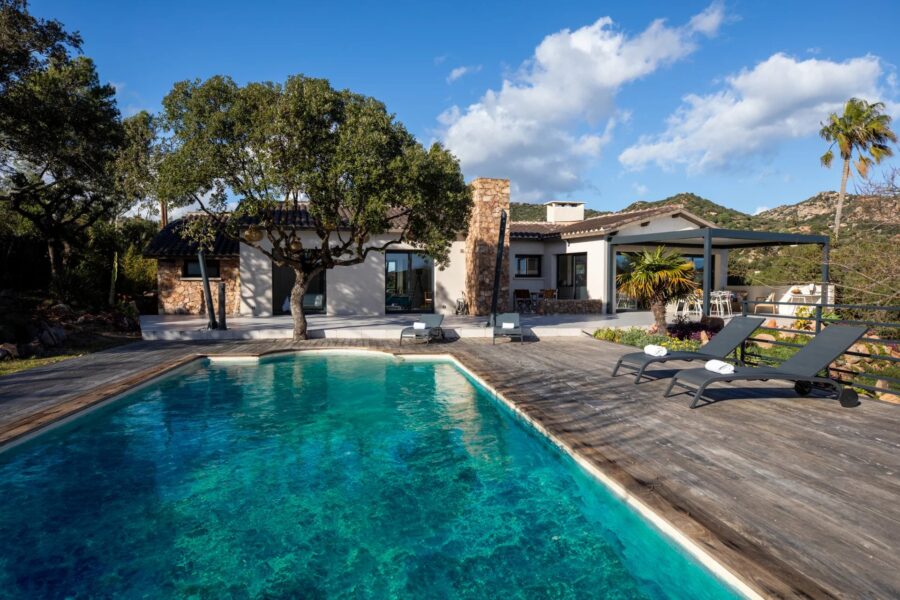 Porto-Vecchio, Palombaggia, villa vue mer, 3 chambres, piscine, plage à pied