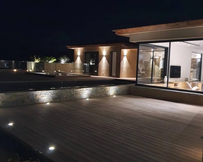 Pinarello, 5 Bedroom Villa, Infinity pool, sea View,  close to the beach