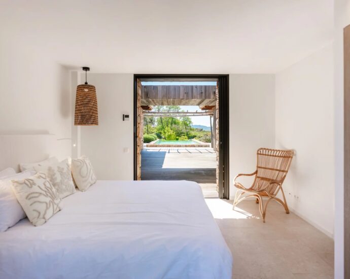 Cala Rossa beach, 6 rooms, pool, right on the water, RL351 Alzu di Cala Rossa