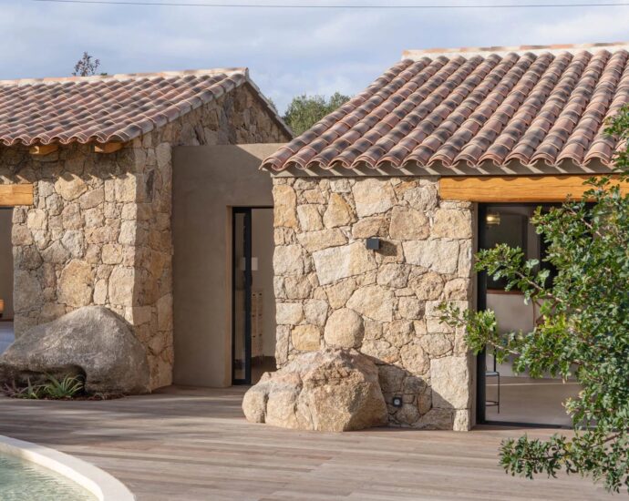 Sainte-Lucie de Porto-Vecchio, Cirendinu, Villa type bergerie, 4 chambres, piscine, proche plage