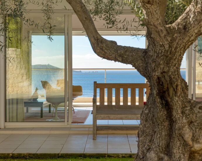 Porticcio rive sud Ajaccio, , Villa, 5 chambres, piscine, bord de mer plage à pied