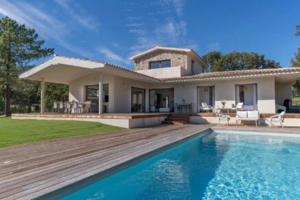 PORTO VECCHIO, Villa, 4 chambres, piscine chauffée, vue montagnes, proche plage