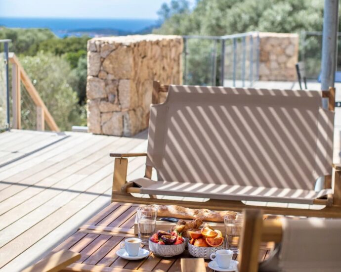 SOUS OFFRE – Exclusivité  – Pianottoli Caldarello – Propriété vue mer et montagne