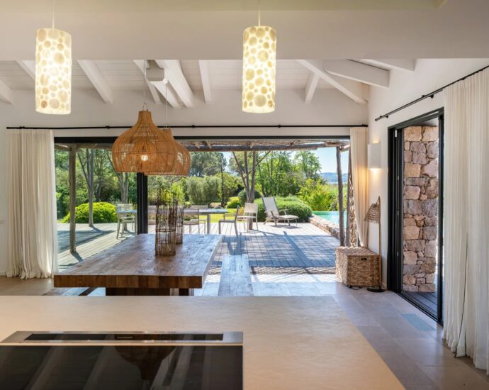 Cala Rossa beach, 6 rooms, pool, right on the water, RL351 Alzu di Cala Rossa