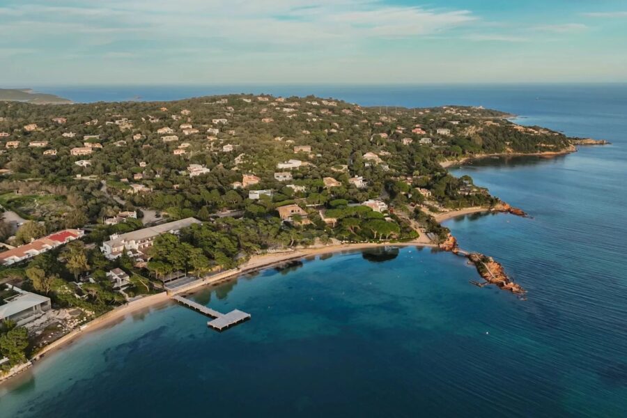 Porto Vecchio, Domaine de Cala Rossa, villa 3 chambres, pied dans l&rsquo;eau