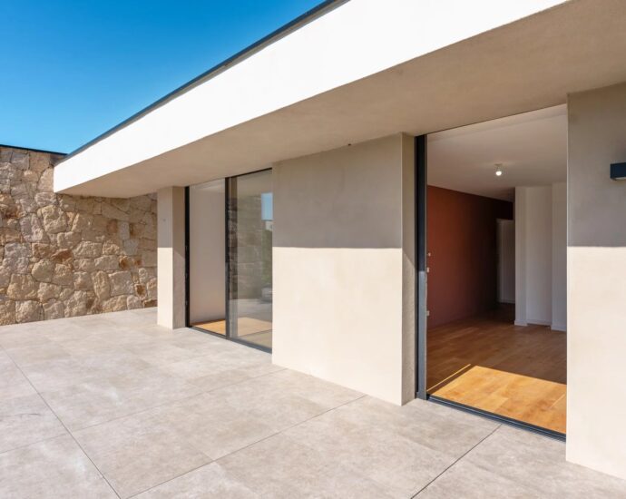 Porticcio, Sea view villa, new development, private estate, 3 bedrooms, swimming pool, close to the beach