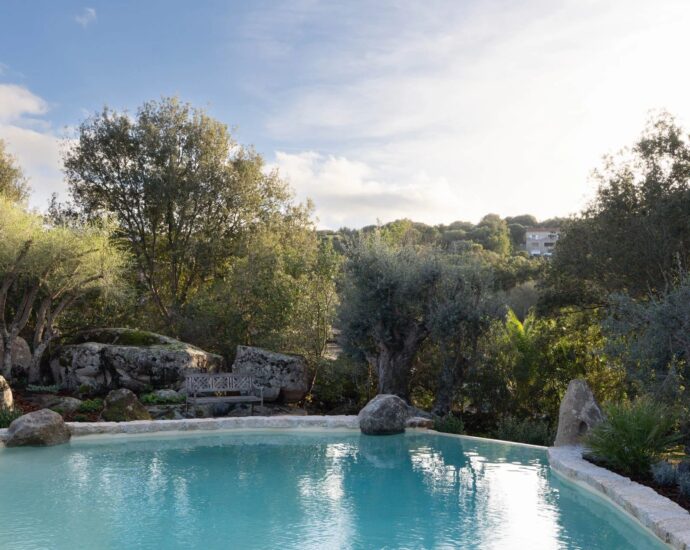 Sainte-Lucie de Porto-Vecchio, Cirendinu, Villa type bergerie, 4 chambres, piscine, proche plage