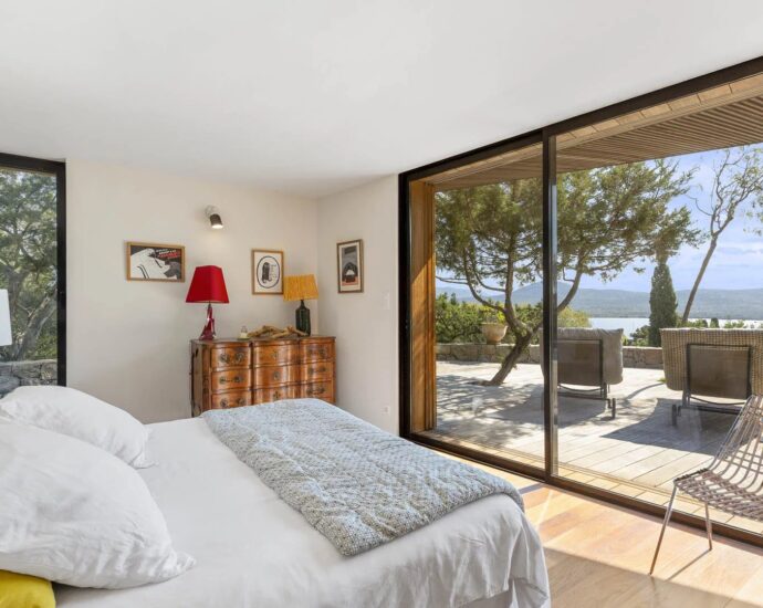 Pianottoli-Caldarello, Villa La Tour, Vue mer, Proche plage, 5 chambres, Piscine