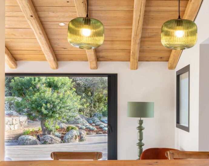 Sainte-Lucie de Porto-Vecchio, Cirendinu, Villa type bergerie, 4 chambres, piscine, proche plage