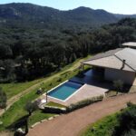Porto Vecchio, Villa contemporaine, 4 chambres, piscine, proche plage de Santa Giulia
