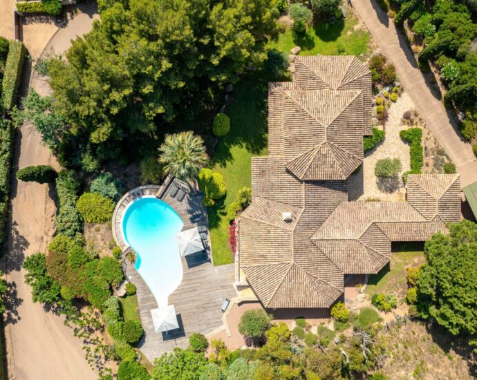 Domaine privé de Punta d’Arasu, villa vue mer panoramique, 5 chambres, piscine, plage accessible à pied