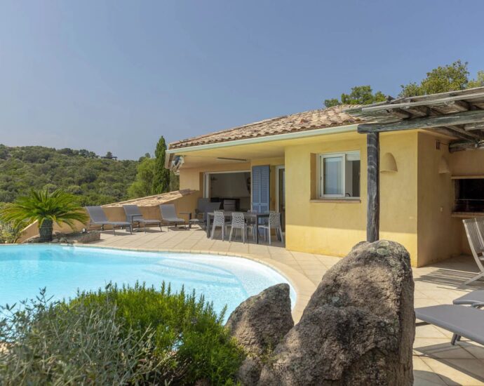 South Corsica – Arasu, Panoramic Sea View Villa, 3 Bedrooms, Infinity Pool, Close to the Beach