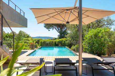 Porto-Vecchio, Domaine de Cala Rossa, villa 4 bedrooms, swimming pool and beach at walking distance,