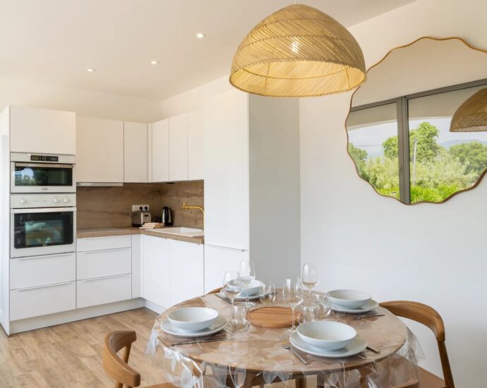 Porto-Vecchio, Domaine de Cala Rossa, appartement 1 chambre, plage à pied