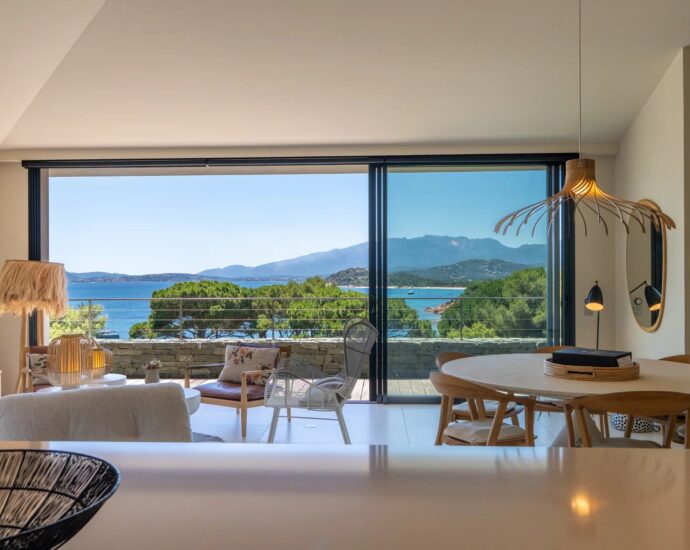 Porto Vecchio, Domaine de Cala Rossa, Villa 4 chambres, piscine, vue mer,