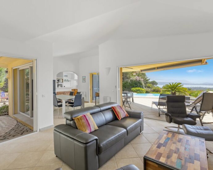 South Corsica – Arasu, Panoramic Sea View Villa, 3 Bedrooms, Infinity Pool, Close to the Beach