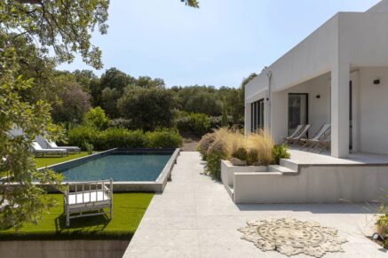 Sainte-Lucie de Porto-Vecchio, Villa T6, piscine, aperçu mer, proche plage