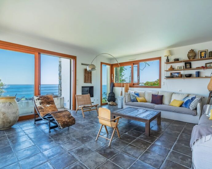 Corbara, Villa 4 bedrooms, swimming pool, panoramic sea views, close to the beach