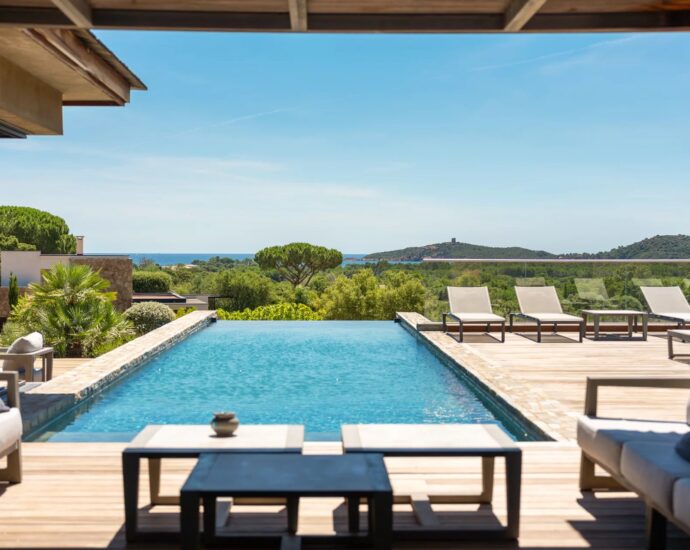 Pinarello, 5 Bedroom Villa, Infinity pool, sea View,  close to the beach