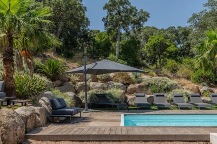 Capicciola – Set of 2 beautiful 6-room villas, pool, sea view, close to the beach