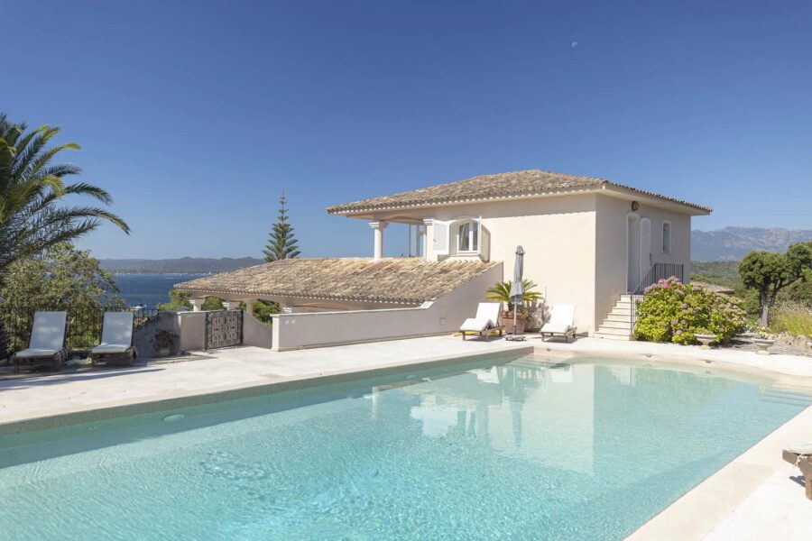 Cala Rossa, Benedettu, Villa vue mer panoramique, 6 chambres, piscine, plage à pied