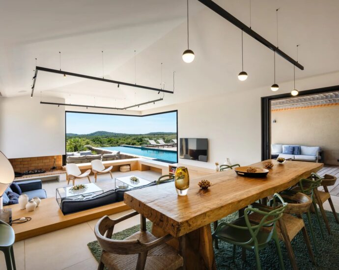 Pinarello, 5 Bedroom Villa, Infinity pool, sea View,  close to the beach