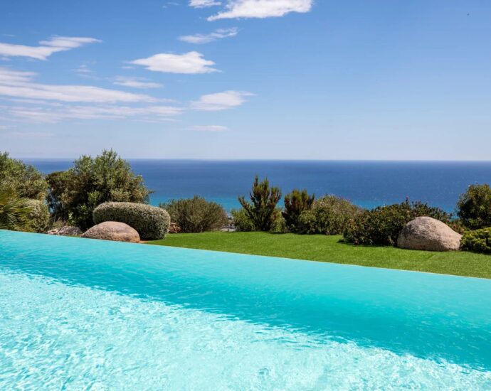 Solenzara, 6 Chambres, Piscine, Vue mer panoramique, Proche plage