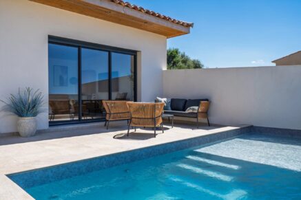 Exclusive, Contemporary 3-Bedroom Villa in Lozari with Sea View, Swimming Pool, and Beach Access on Foot