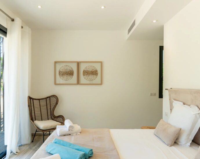 Capicciola – Set of 2 beautiful 6-room villas, pool, sea view, close to the beach