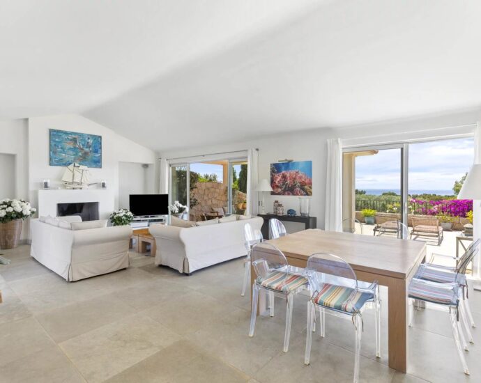 Domaine privé de Punta d&rsquo;Arasu, Villa vue mer, 7 chambres, piscine, plage à pied