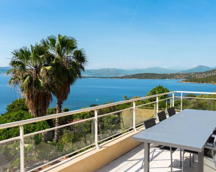 Coti-Chiavari, Villa 6 chambres, vue mer panoramique, appartement, piscine, proche plage
