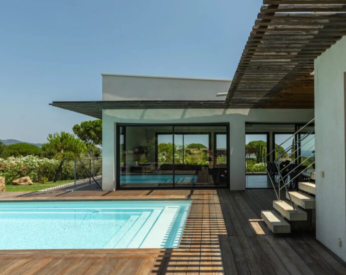 Capicciola – Set of 2 beautiful 6-room villas, pool, sea view, close to the beach