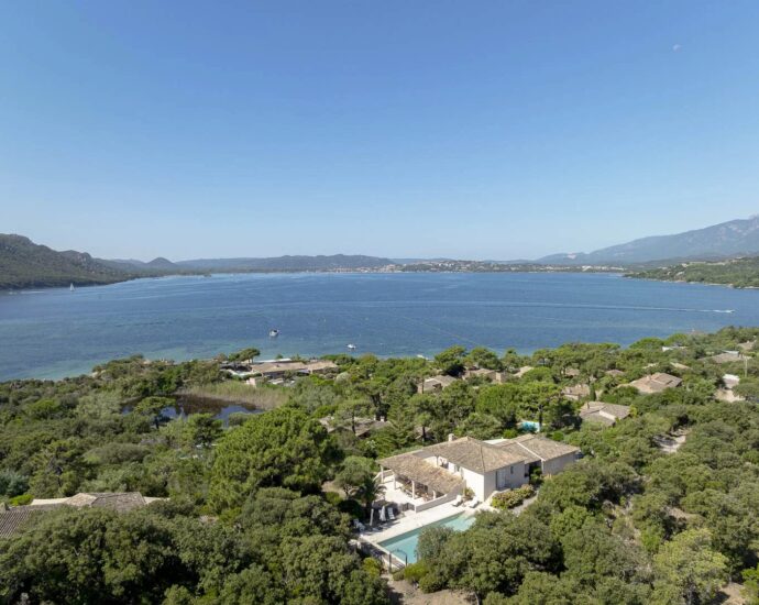 Cala Rossa, Benedettu, Villa vue mer panoramique, 6 chambres, piscine, plage à pied