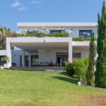 Sainte-Lucie de Porto-Vecchio, Capicciola, Villa d&rsquo;architecte avec vue mer, 4 chambres, spa, proche plage