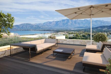 Calvi, Appartement vue mer, 2 chambres, terrasse, piscine, domaine privé, proche plage