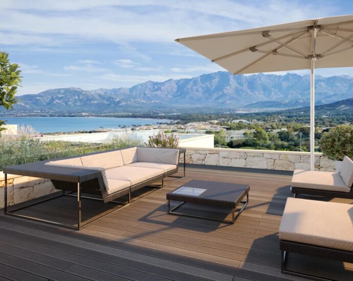 Calvi, Appartement vue mer, 2 chambres, terrasse, piscine, domaine privé, proche plage