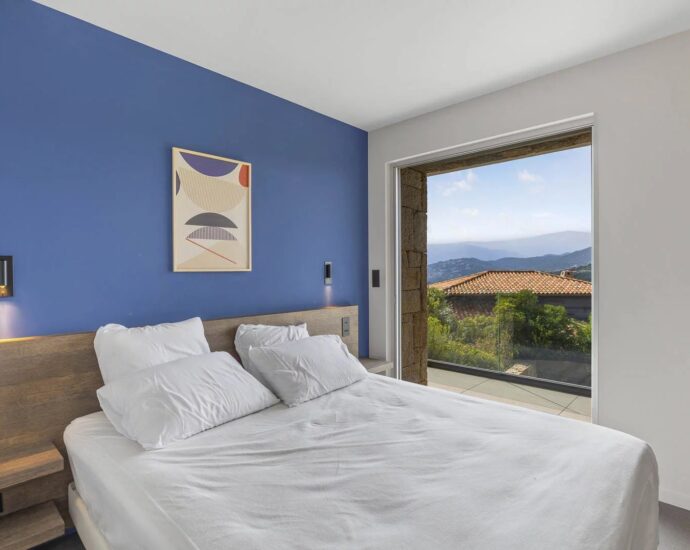 Porto Vecchio, Arasu, 6-Bedroom Villa, Sea View, Pool, Near the Beach