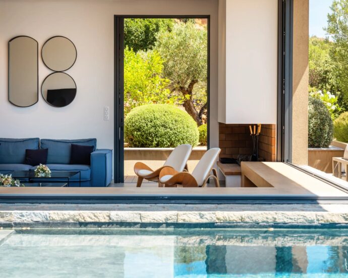 Pinarello, 5 Bedroom Villa, Infinity pool, sea View,  close to the beach