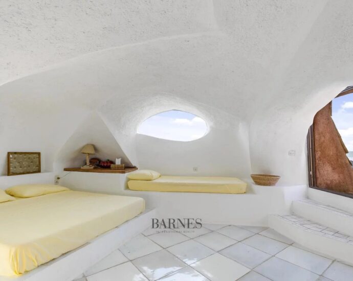 Ile de Cavallo, Propriété pied dans l&rsquo;eau, 9 chambres, vue mer, crique d&rsquo;accostage privée, plage à pied