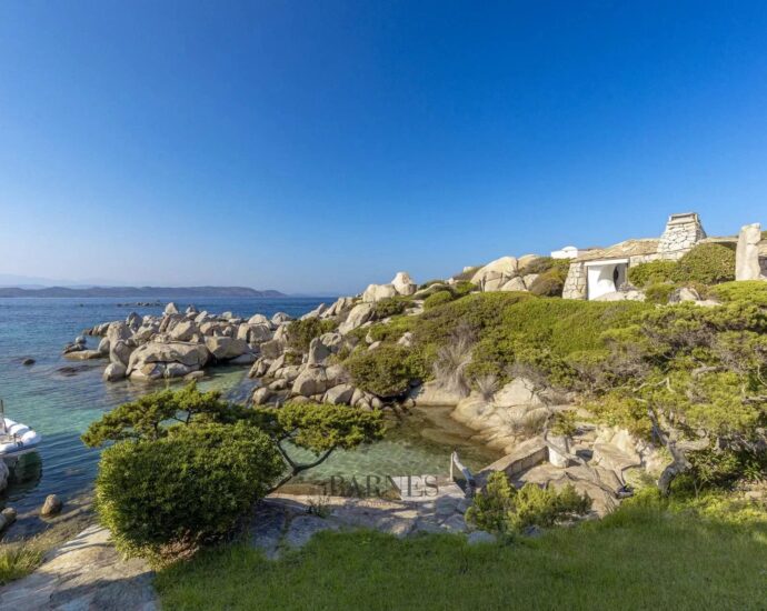 Ile de Cavallo, Propriété pied dans l&rsquo;eau, 9 chambres, vue mer, crique d&rsquo;accostage privée, plage à pied