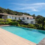 Coti-Chiavari – Property located on the Castagna Peninsula with a 6-bedroom villa and panoramic sea views