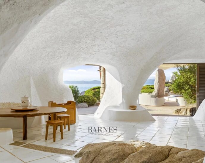 Ile de Cavallo, Propriété pied dans l&rsquo;eau, 9 chambres, vue mer, crique d&rsquo;accostage privée, plage à pied