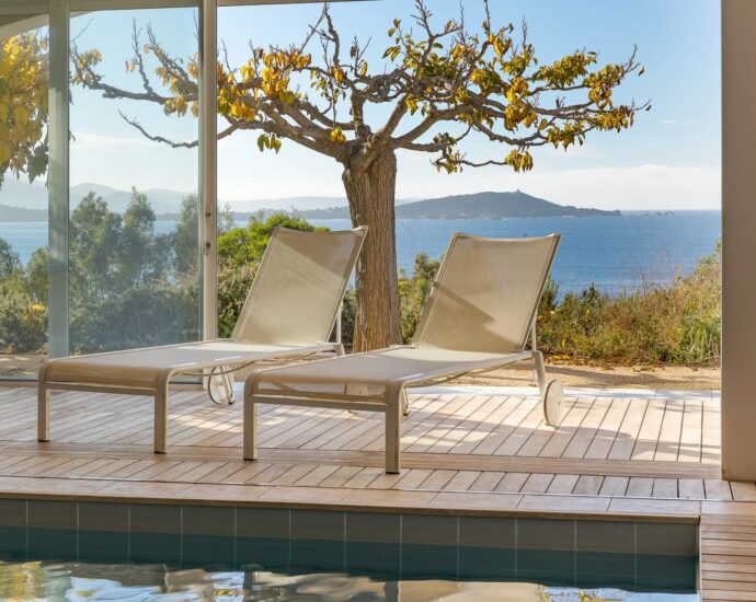 Porticcio rive sud Ajaccio, Villa, 5 chambres, piscine, bord de mer plage à pied